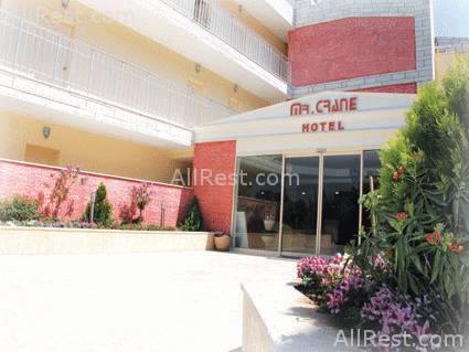 Mr. Crane Hotel 3